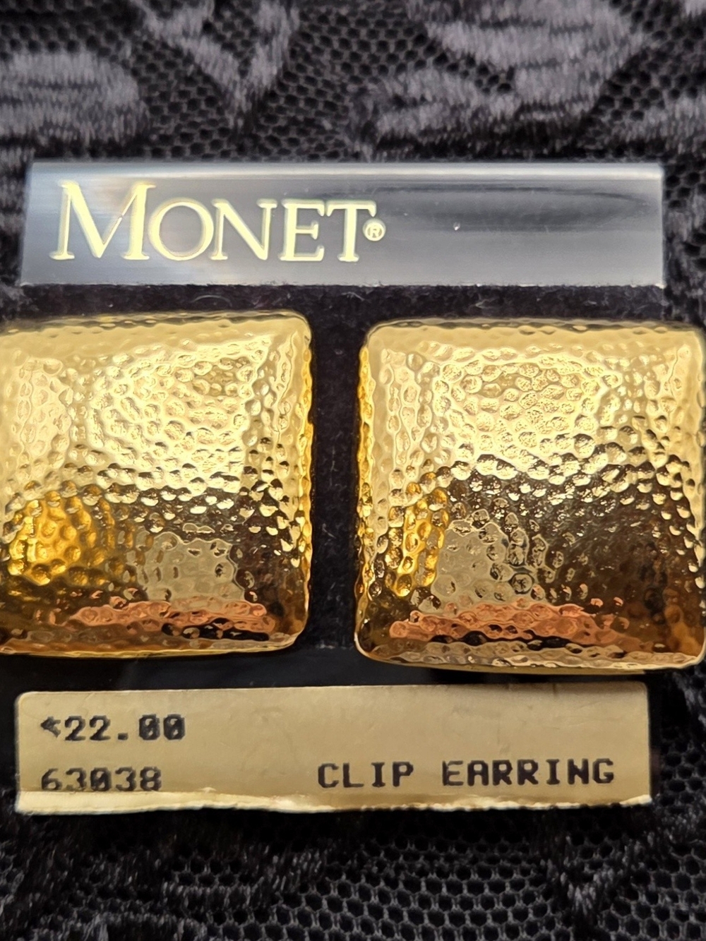 Vintage MONET Gold Hammered Square Clip On Earrings NWT New On Card Retro 80s